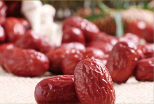 紅棗 女性養生佳品，睡前必食的暖心選擇與市場消費指南